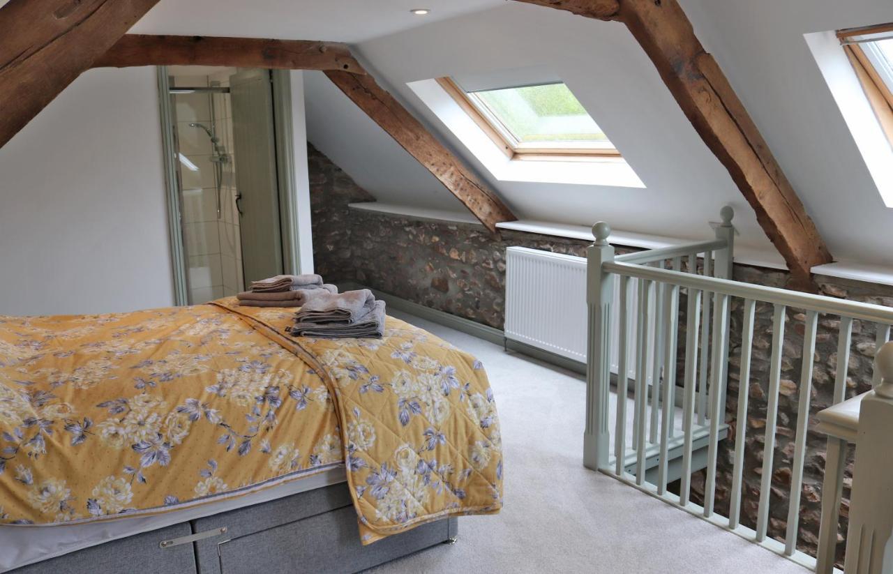 Pullman Cottage - The Culm Valley Inn Culmstock Esterno foto